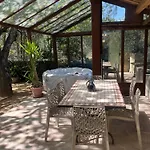 Provencal De Montigal * בנולס-סור-סזה